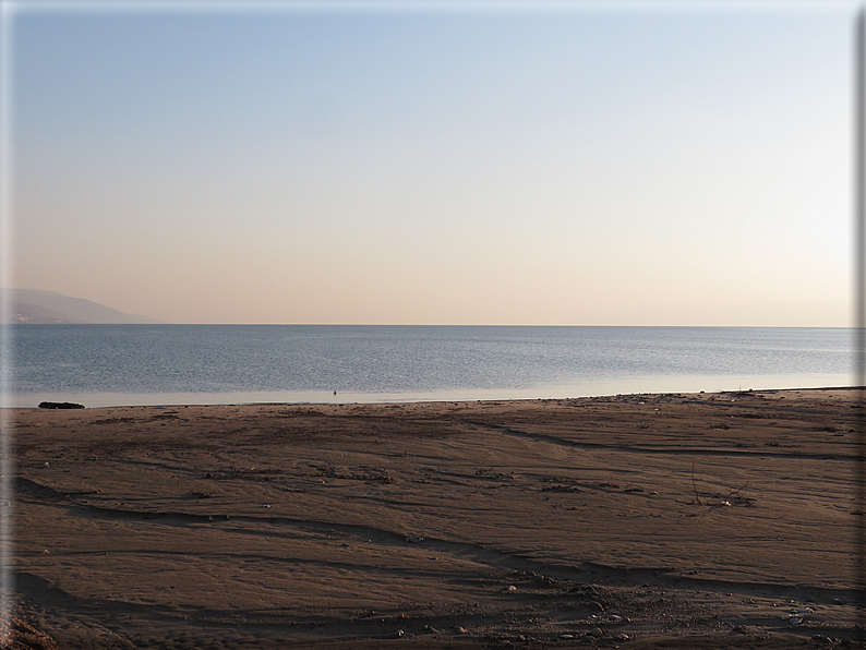 foto Tramonto sul Mar Morto